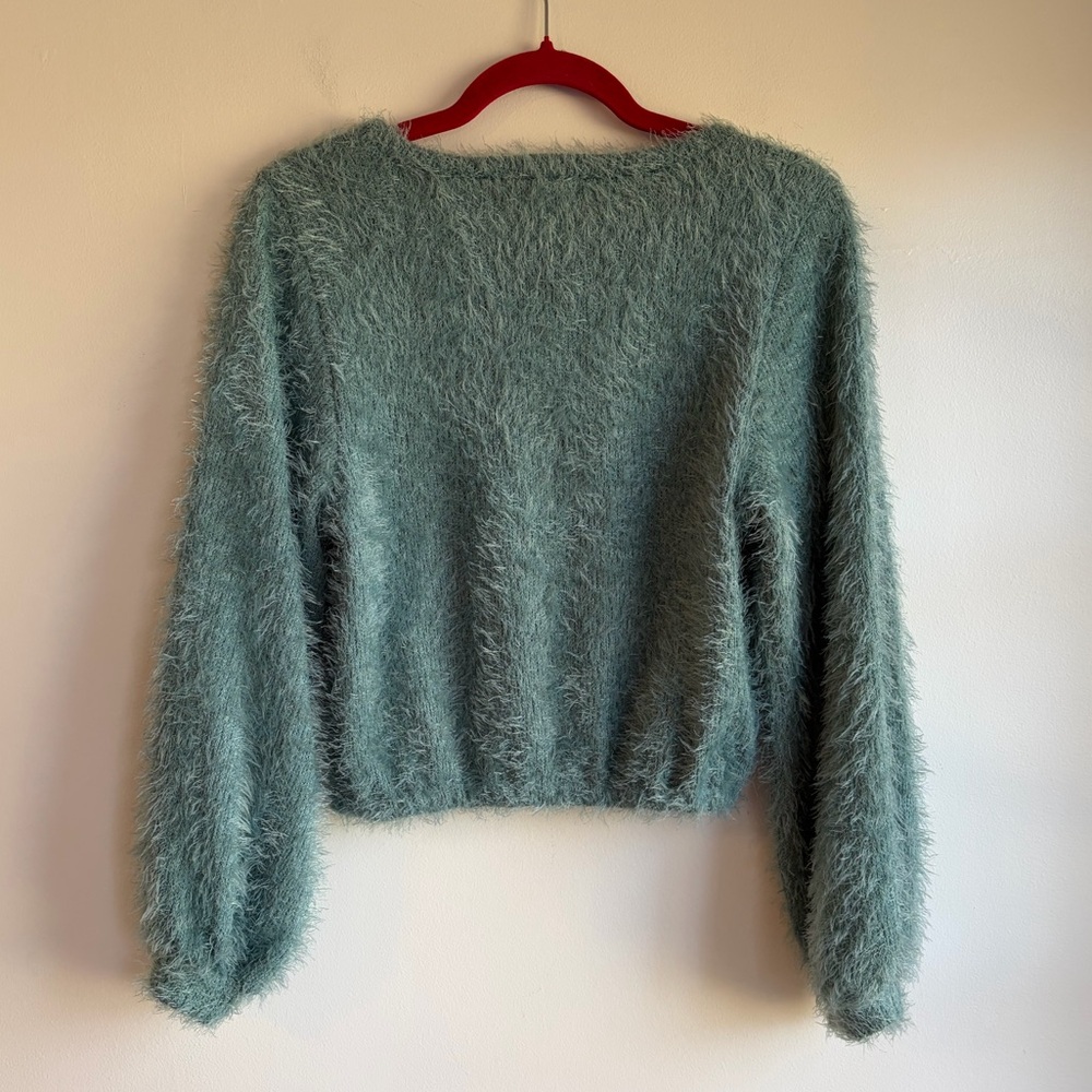 Altar'd State Green Soft Fuzzy Balloon Sleeve Crop Sweater Size XS - Picture 3 of 4
